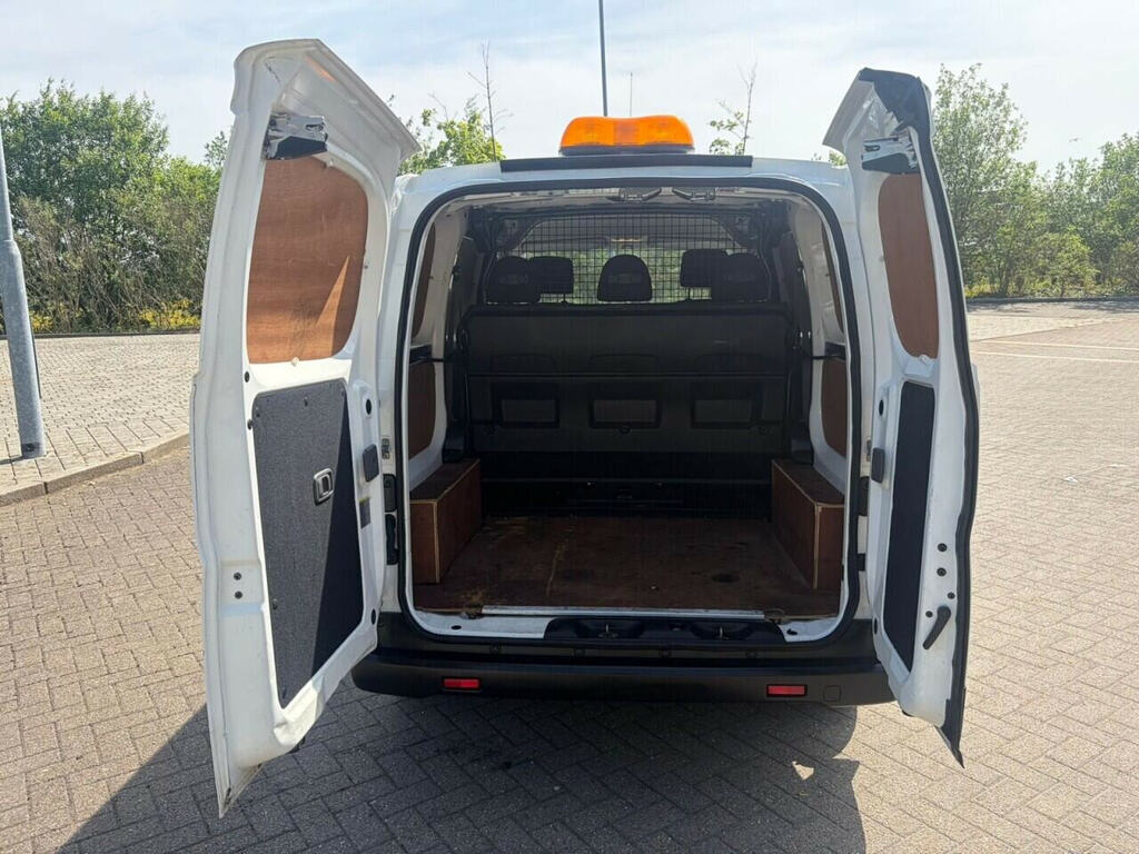 Nissan NV200 1.5 Dci Acenta Panel Van 6Dr White #24