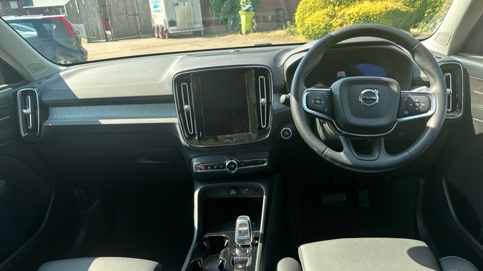Volvo XC40 Ultra, B3 Mild Hybrid, Dark 6000 Saving BD26EGE Blue #5