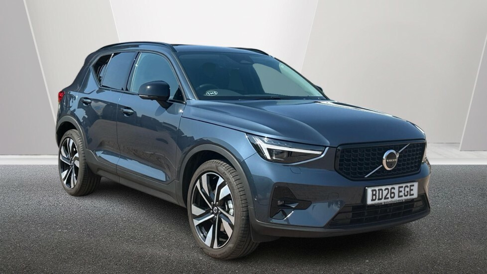 Volvo XC40 Ultra, B3 Mild Hybrid, Dark 6000 Saving Blue