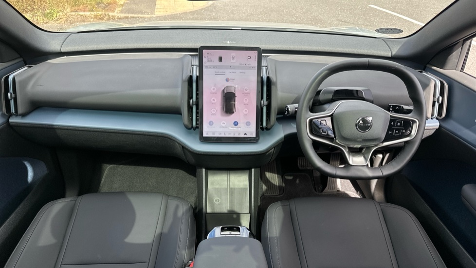Volvo EX30 Ultra, Twin Motor Performance Panoramic Roof OV75NCO Grey #5