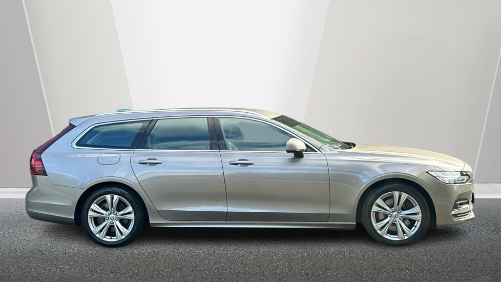 Volvo V90 2.0 B4 Mhev Momentum Estate Hybrid CV21GPO Grey #3
