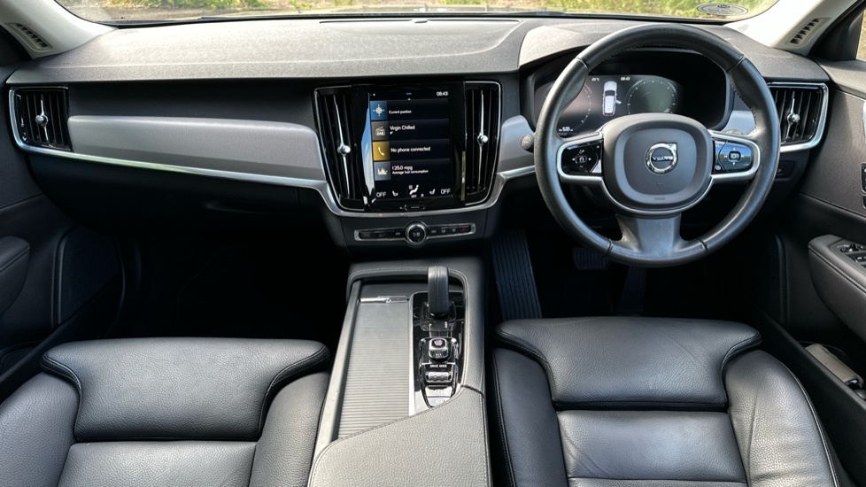 Volvo V90 2.0 B4 Mhev Momentum Estate Hybrid CV21GPO Grey #5