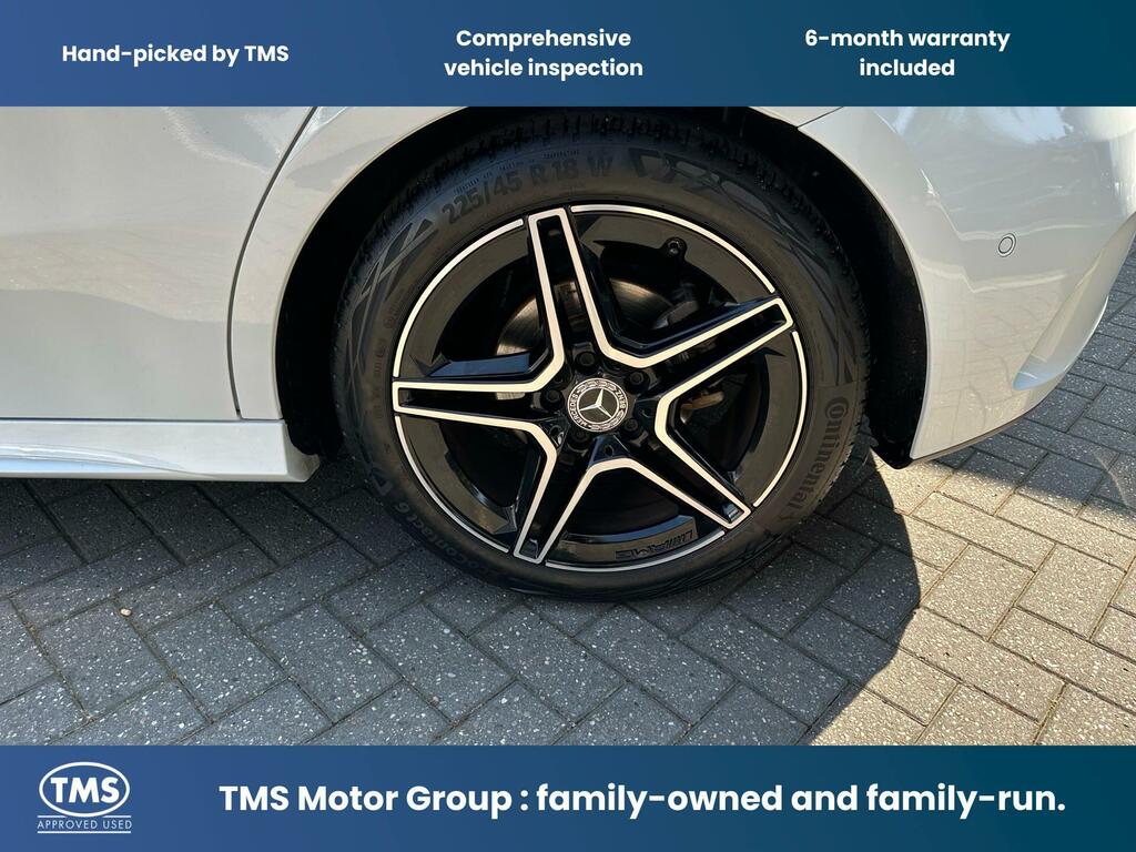 Mercedes-Benz A Class 1.3 A180 Amg Line Premium 7G-dct Euro 6 Ss FG72MYT White #5