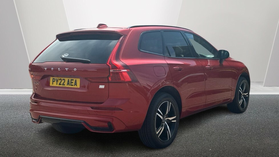 Volvo XC60 Recharge R-design, T6 Awd Plug-in Hybrid Panorami PY22AEA Red #2