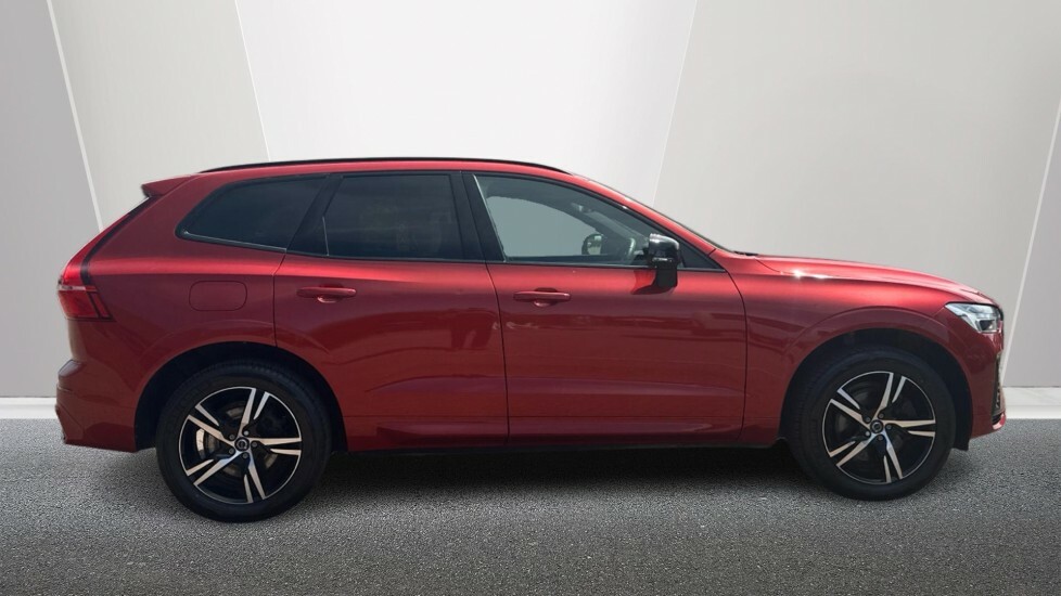 Volvo XC60 Recharge R-design, T6 Awd Plug-in Hybrid Panorami PY22AEA Red #3