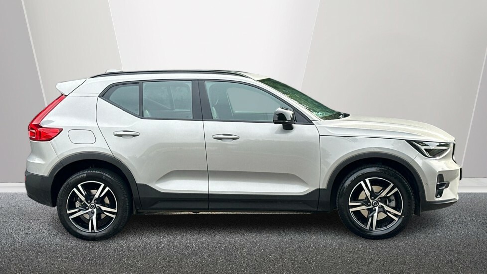 Volvo XC40 2.0 B3 Mhev Plus Dark Dct Euro 6 Ss BK73VOA Silver #3
