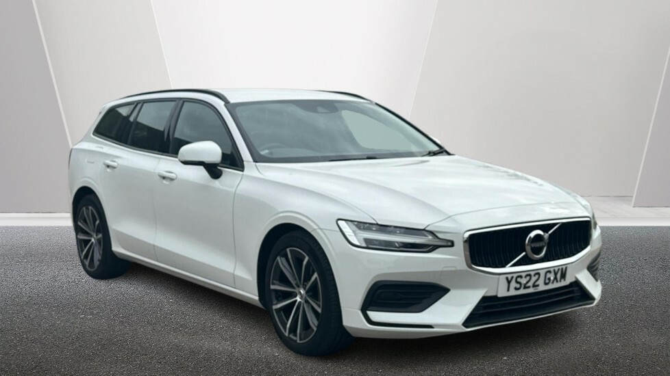 Volvo V60 Momentum, B3 Mild Hybrid Park Assist Cruise Cont White