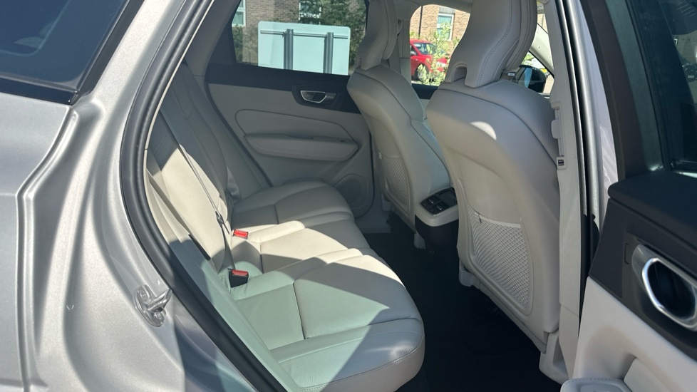 Volvo XC60 Plus, B4 Awd Mild Hybrid, Dark Memory Sea BK23XVO Silver #6