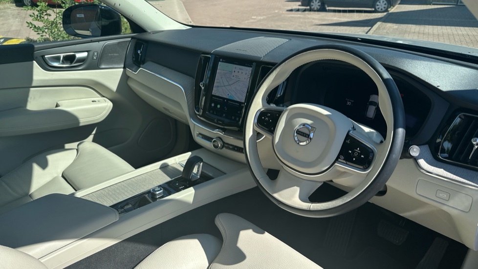 Volvo XC60 Plus, B4 Awd Mild Hybrid, Dark Memory Sea BK23XVO Silver #4