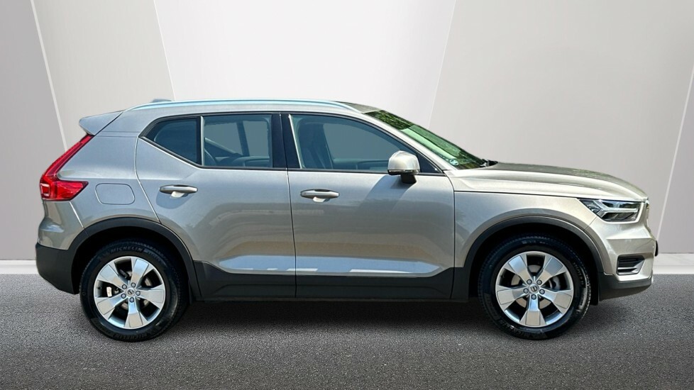 Volvo XC40 1.5 T3 Momentum Suv Euro 6 Ss Grey #3
