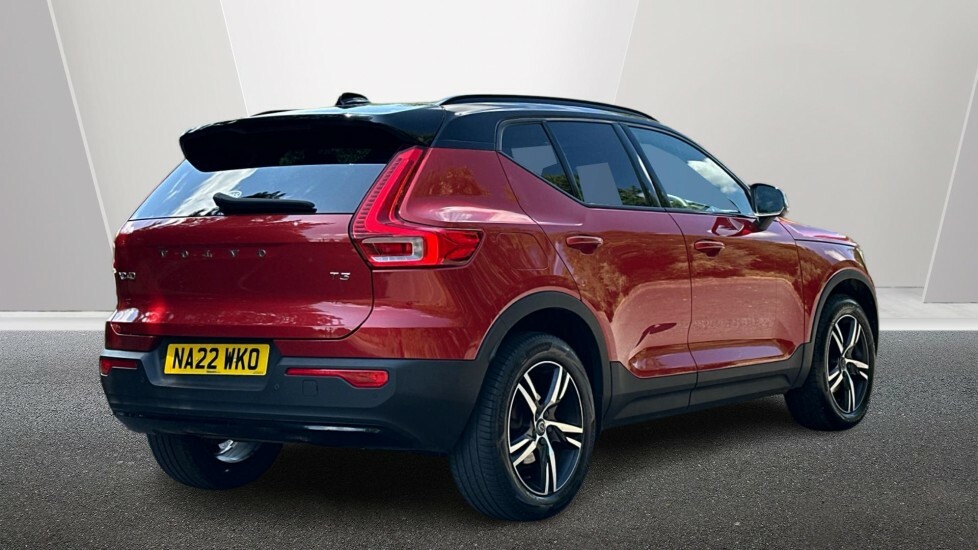 Volvo XC40 1.5 T3 R-design Suv Euro 6 Ss NA22WKO Red #2