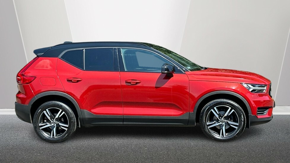 Volvo XC40 1.5 T3 R-design Suv Euro 6 Ss NA22WKO Red #3