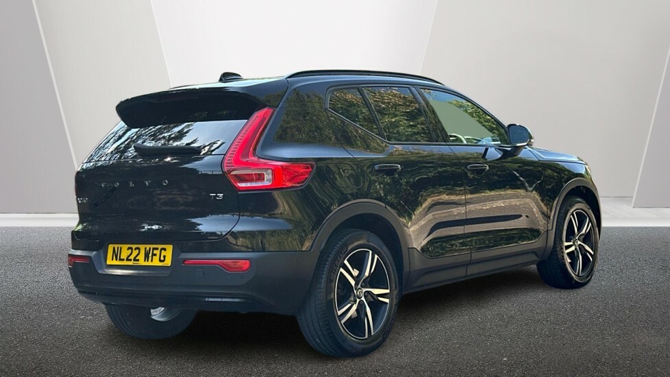 Volvo XC40 1.5 T3 R-design Suv Euro 6 Ss NL22WFG Black #2