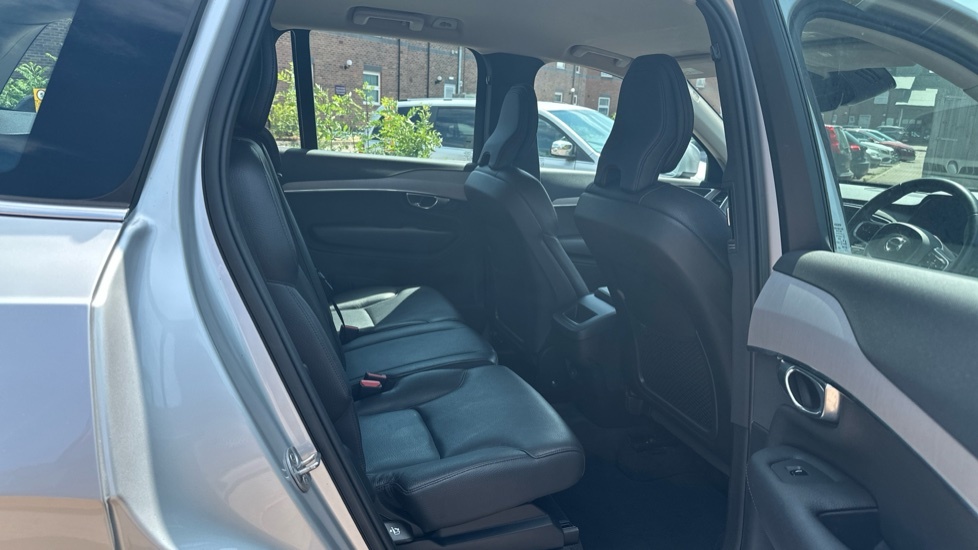 Volvo XC90 Momentum, B5 Awd Mild Hybrid, 7 Seats Rear Camera YT22WDY Silver #6