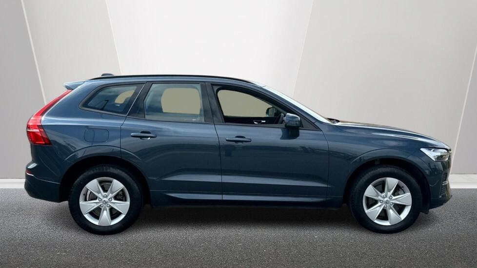 Volvo XC60 Momentum, B4 Awd Mild Hybrid Lovely Mileage Blue #3
