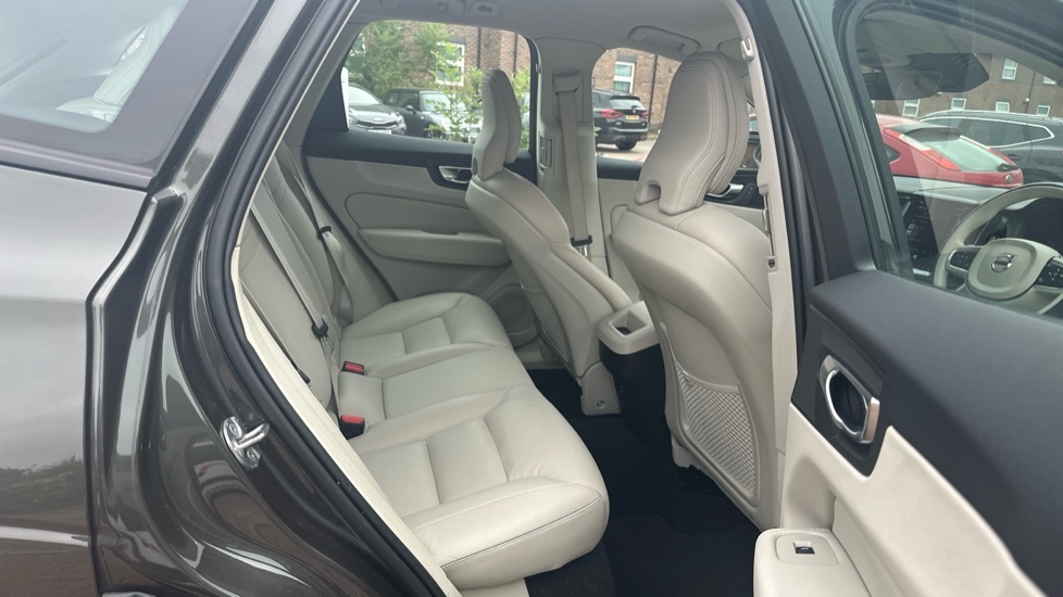 Volvo XC60 Momentum, B4 Awd Mild Hybridblond Leather Cruise NL22JVH Grey #6