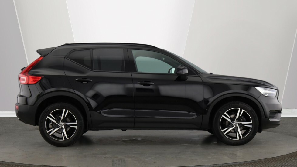 Volvo XC40 1.5 T3 R-design Euro 6 Ss Black #2