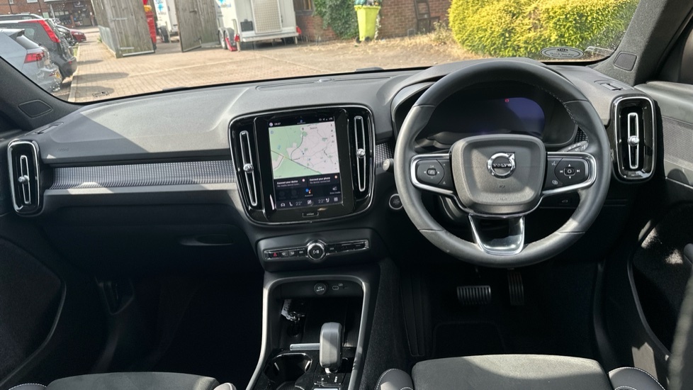 Volvo XC40 Plus, B3 Mild Hybrid, Dark 360 Camera Pa BL24WZU #5