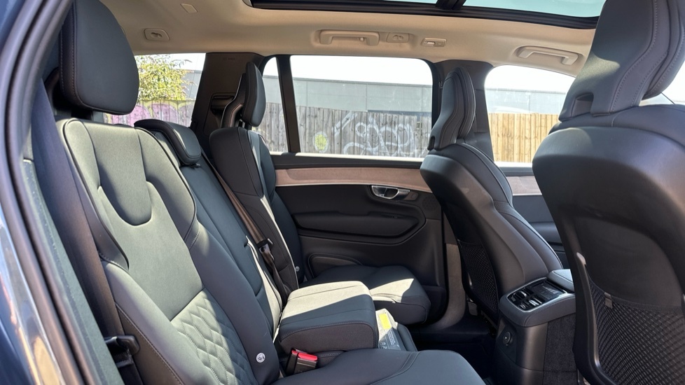 Volvo XC90 Plus, T8 Awd Plug-in Hybrid, Dark RJ25JLU Blue #6