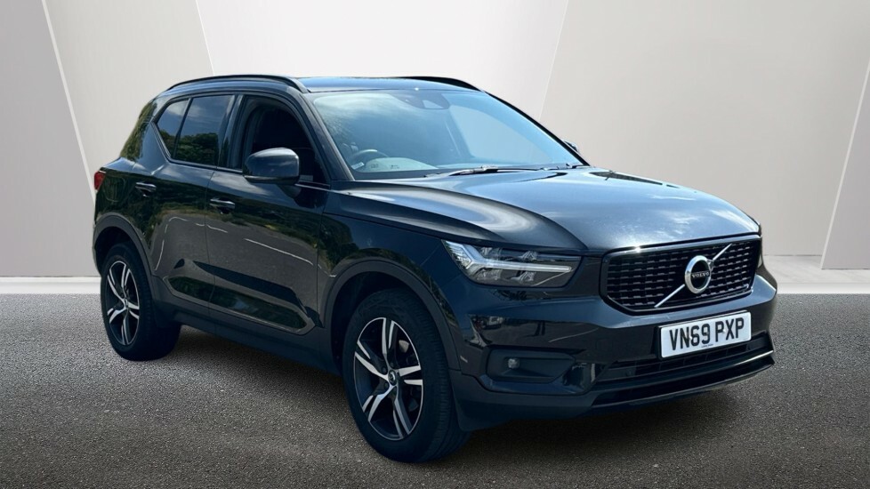 Volvo XC40 T3 R-design Winter Pack VN69PXP Black