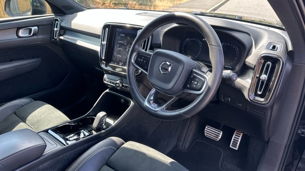 Volvo XC40 T3 R-design Winter Pack VN69PXP Black #4