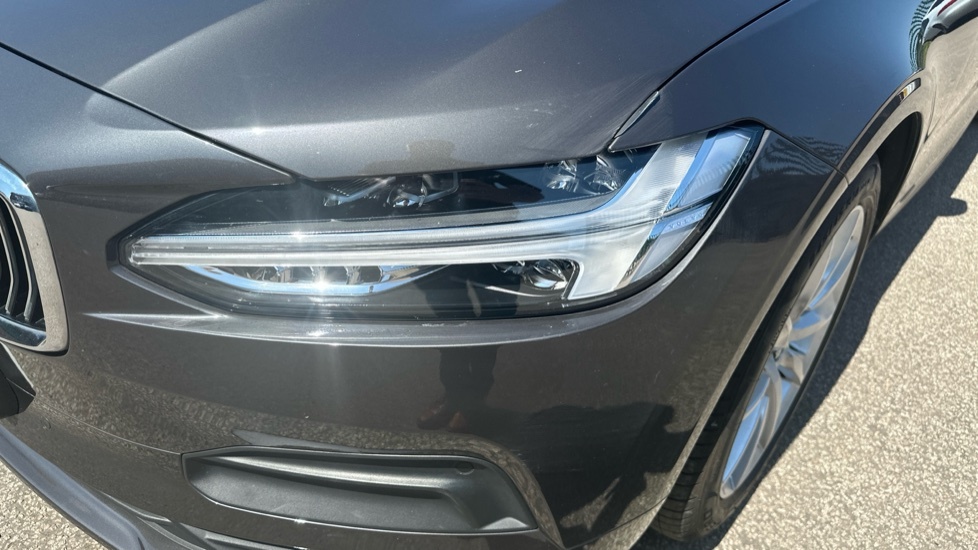 Volvo V90 2.0 B4 Mhev Momentum Estate Hybrid Black #44