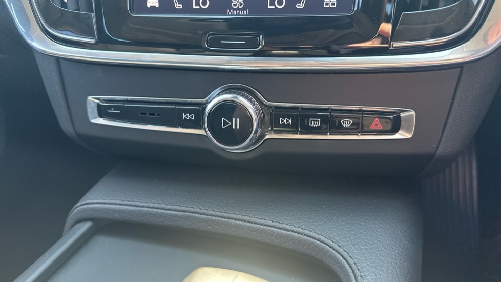 Volvo V90 2.0 B4 Mhev Momentum Estate Hybrid Black #46