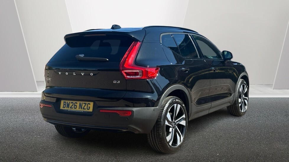 Volvo XC40 2.0 B3 Mhev Ultra Dark Suv Hybrid Dct A Black #2