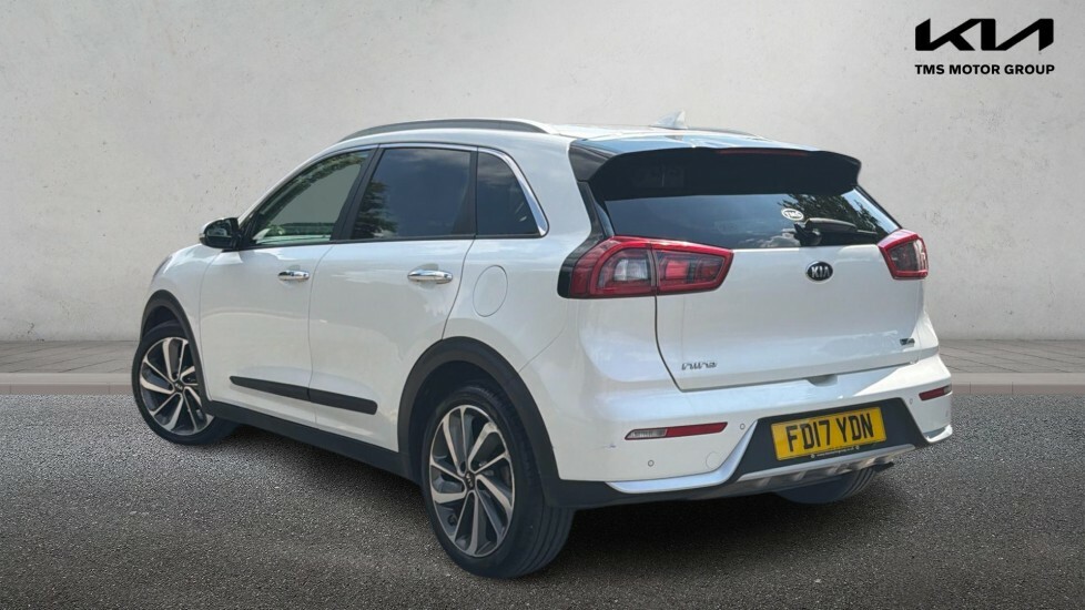 Kia Niro Kia Niro 1.6H Gdi 3 Suv Hybrid Dct Euro Black #2