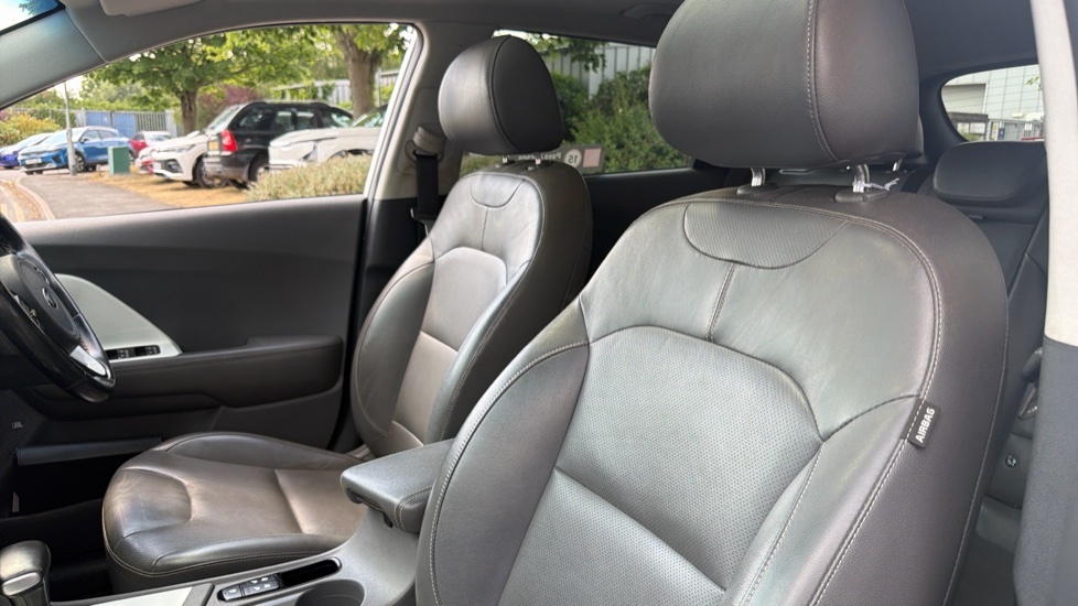Kia Niro Kia Niro 1.6H Gdi 3 Suv Hybrid Dct Euro Black #30