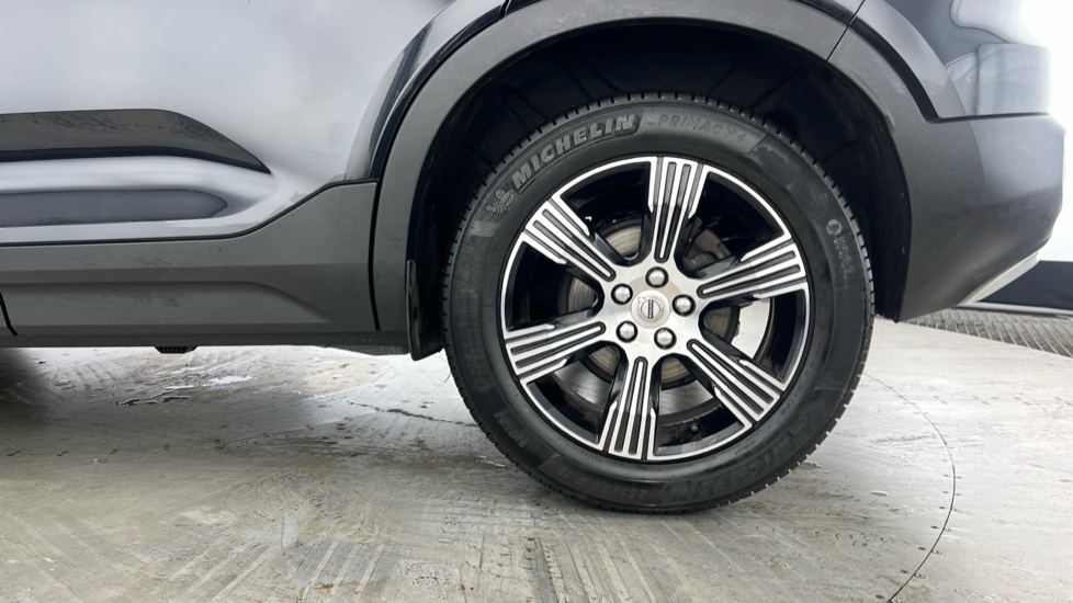 Volvo XC40 1.5 T3 Inscription Suv Euro 6 S NA22KKJ Black #4