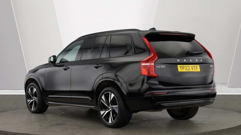 Volvo XC90 R-design, B5 Awd Mild Hybrid, 7 Seats Pilot Assis YP22VTF Black #3