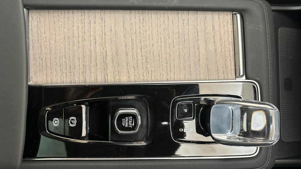 Volvo XC90 Plus Blue #32