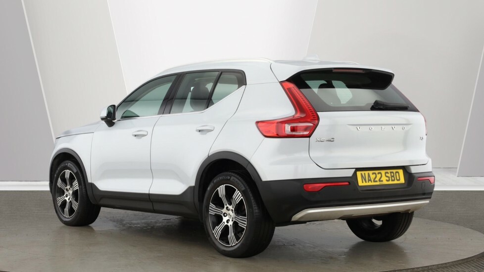 Volvo XC40 1.5 T3 Inscription Suv Euro 6 S NA22SBO Silver #3