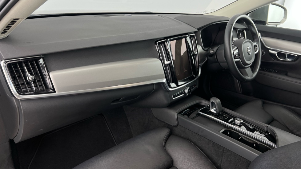 Volvo V90 Momentum, B4 Mild Hybrid Heated Front Seats #6