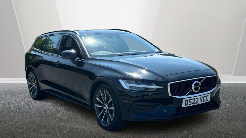 Volvo V60 Momentum, B3 Mild Hybrid Rear Camera Black