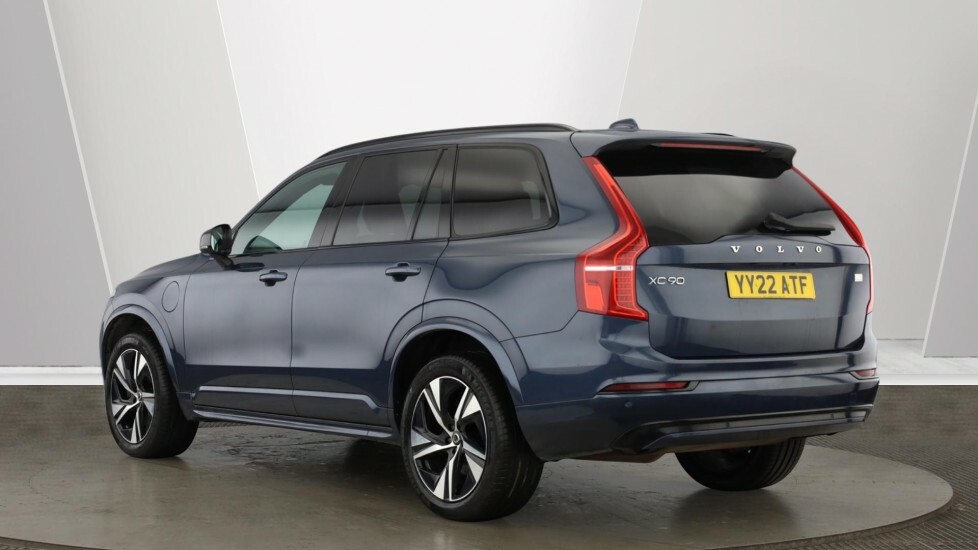 Volvo XC90 Recharge R-design, T8 Awd Plug-in Hybrid, 7 Seats YY22ATF Blue #3