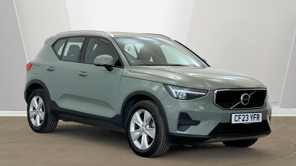 Volvo XC40 Core, B3 Mild Hybrid,