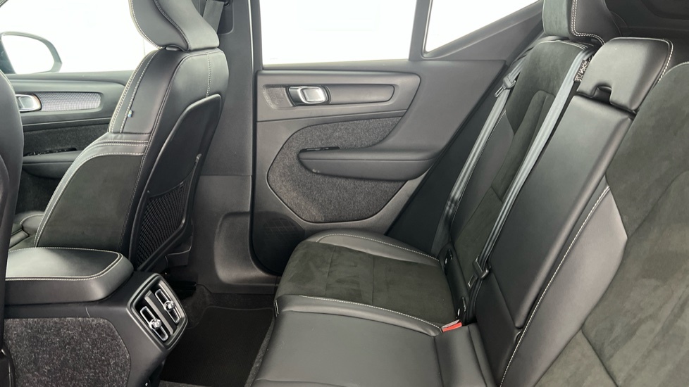 Volvo XC40 Xc40 2.0 B3p Plus Dark Grey #7