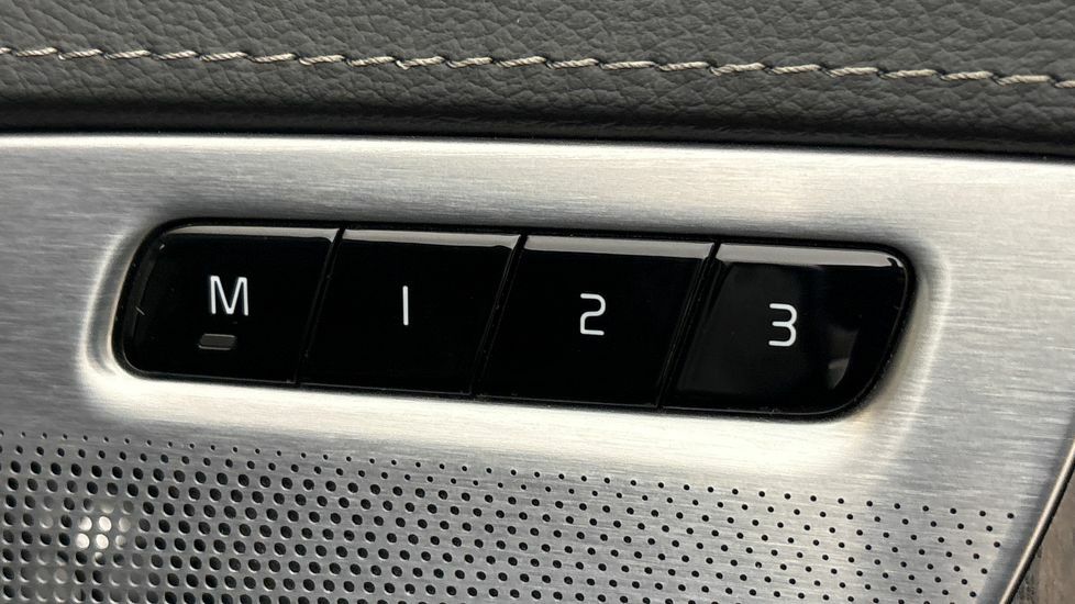 Volvo XC90 Xc90 B5 Mhev Awd Black #25