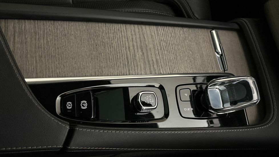 Volvo XC90 Xc90 B5 Mhev Awd Black #31