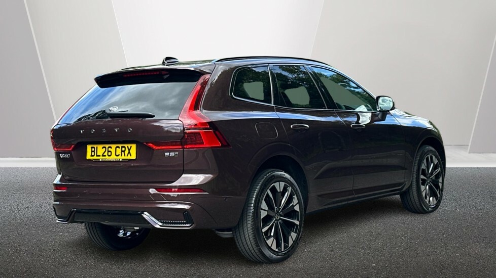 Volvo XC60 2.0 B5 Mhev Ultra Dark Suv Hybrid Red #2