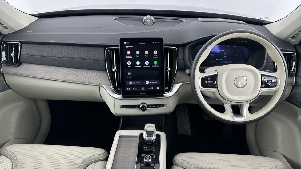 Volvo XC90 Ultra Bright Silver #10