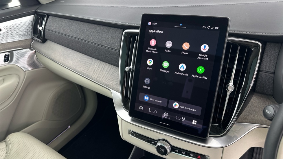 Volvo XC90 Ultra Bright Silver #11