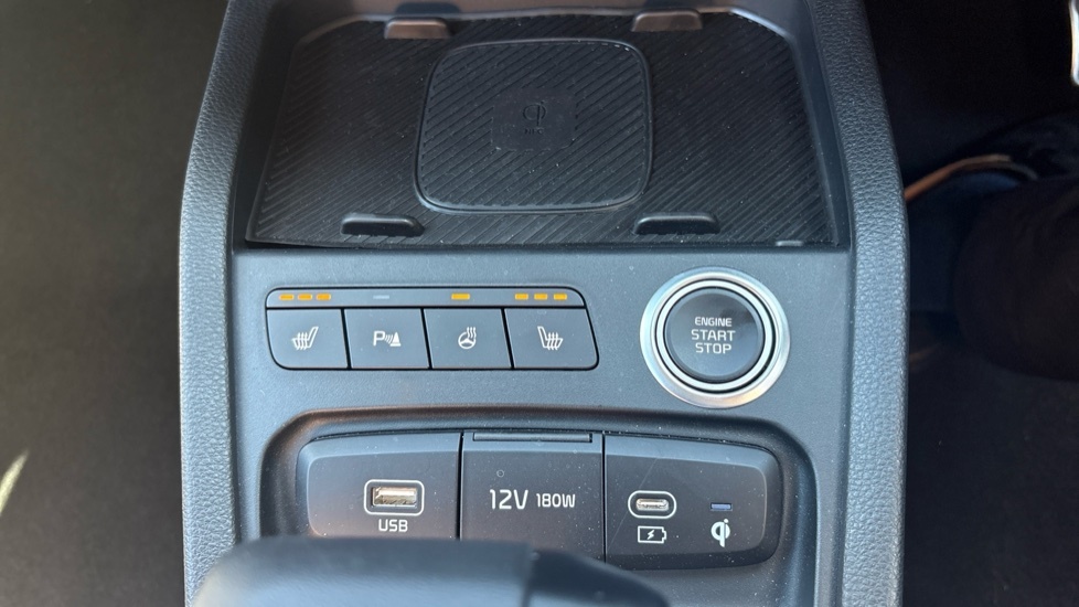 Kia Stonic 1.0T Gdi 48V Gt-line White #24