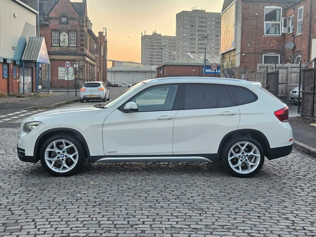 BMW X1 2.0 201313 5 Seats Fresh I White #4