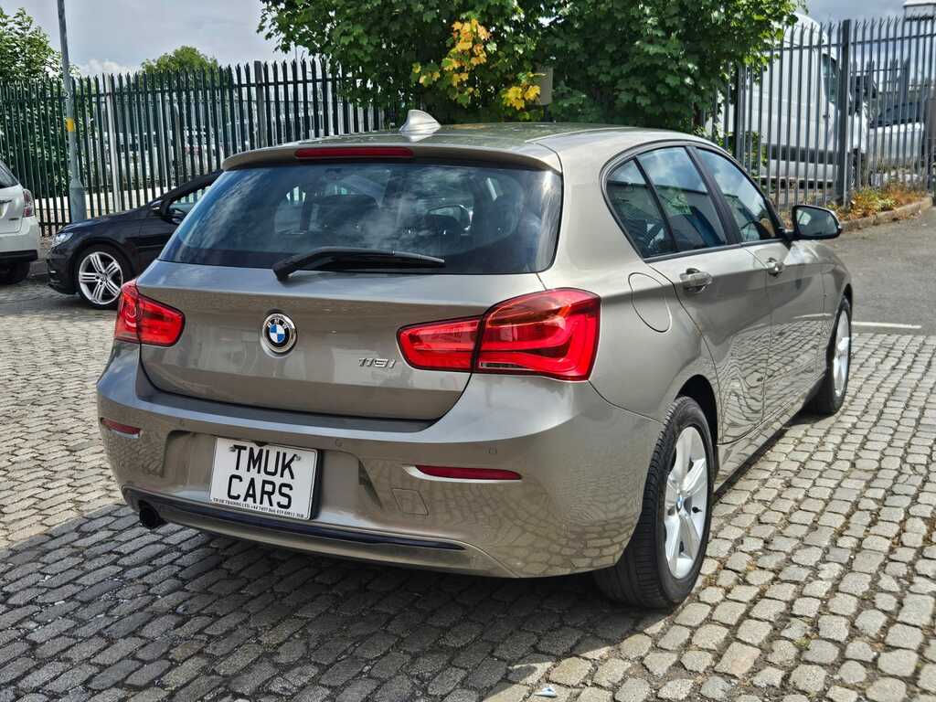 BMW 1 Series 1.6 201515 5 Seats Fresh I Silver #3