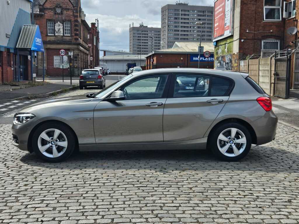 BMW 1 Series 1.6 201515 5 Seats Fresh I Silver #6
