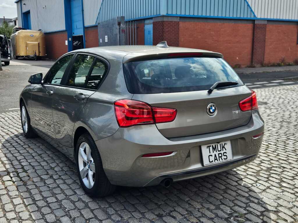 BMW 1 Series 1.6 201515 5 Seats Fresh I Silver #4
