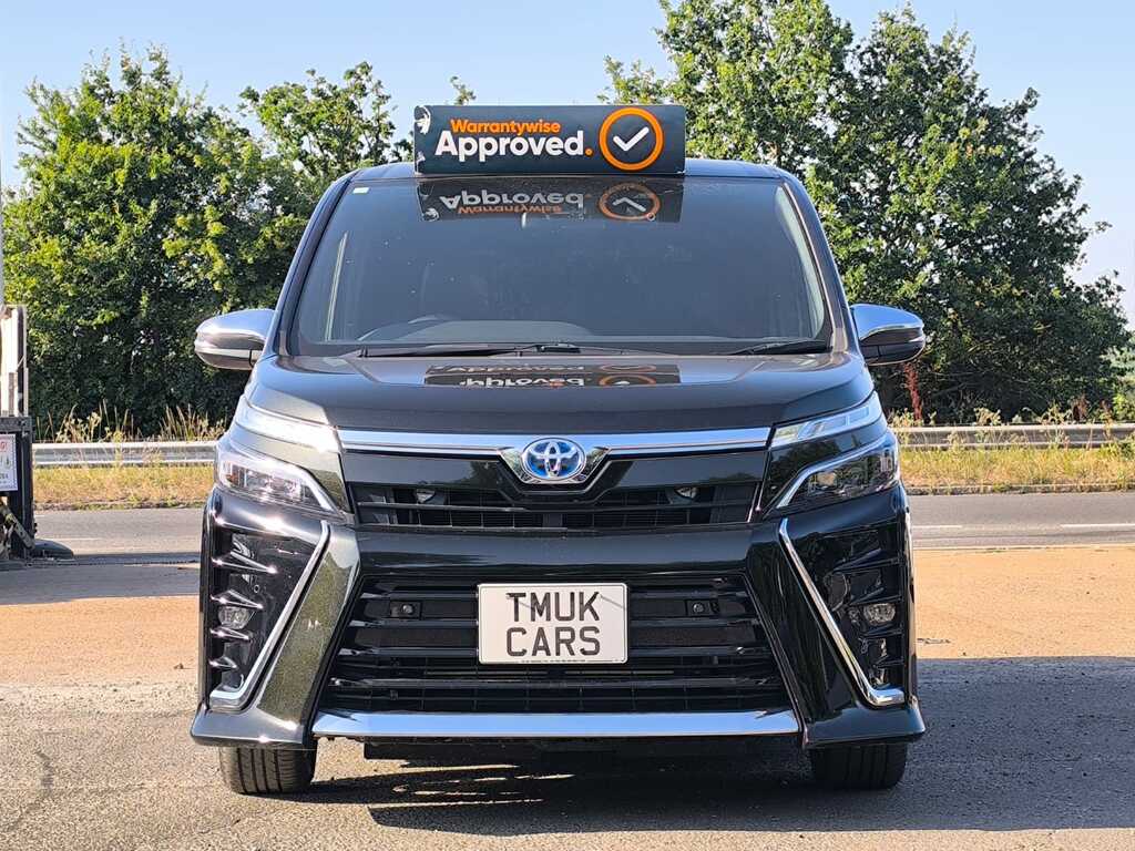 Toyota Voxy 1.8 Hybrid 202121 7 Seats Mpv Ulez Free Fre Black #4